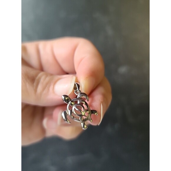 925 Sterling Silver Sea Turtle With Baby Pendant Vintage - Picture 1 of 10